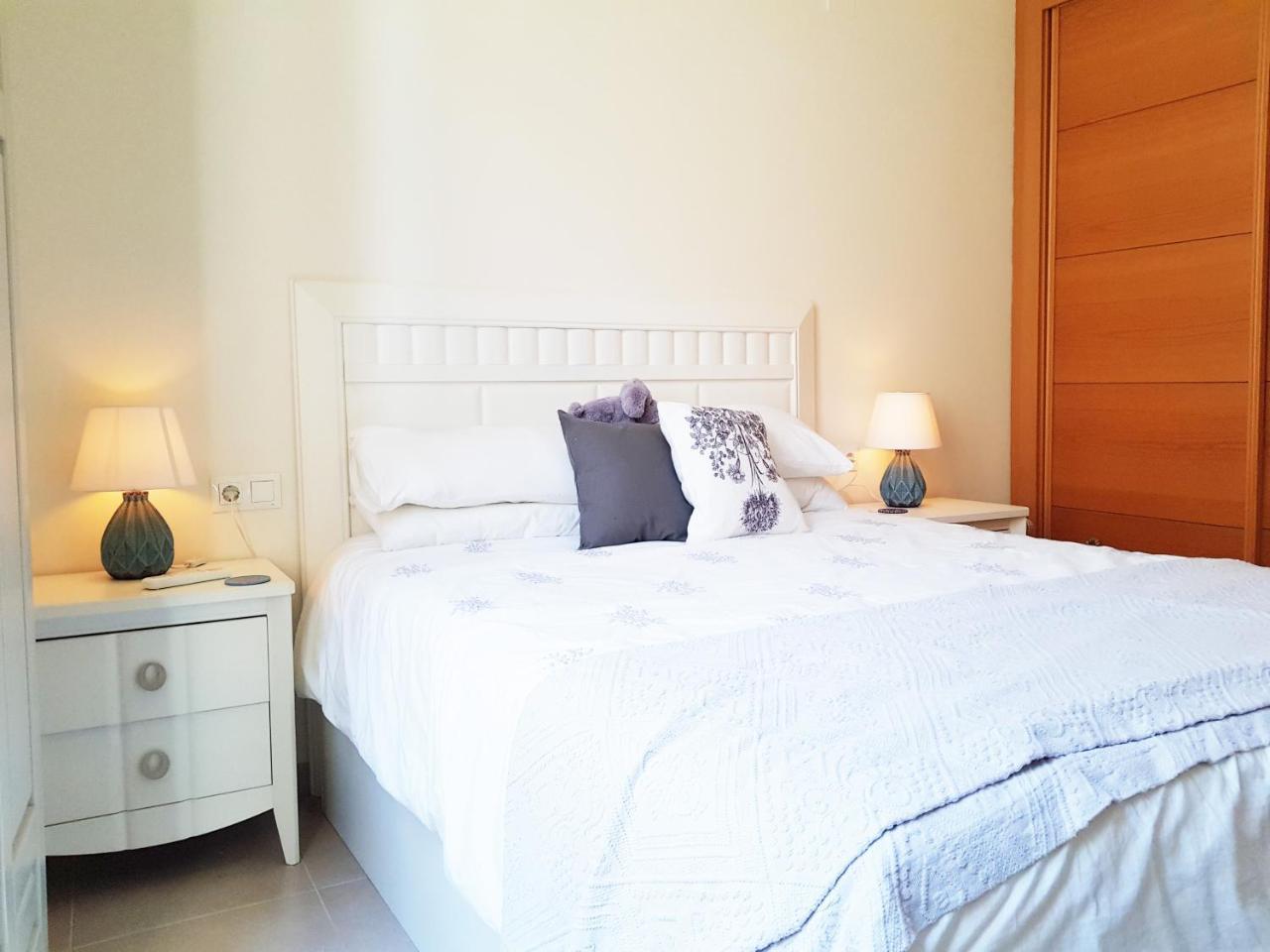 A&N Guevara 3 City Center Apartment มาลากา ภายนอก รูปภาพ