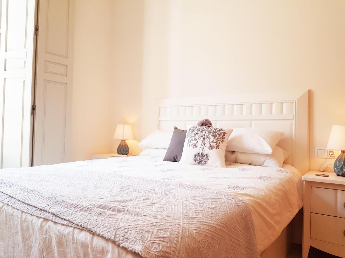 A&N Guevara 3 City Center Apartment มาลากา ภายนอก รูปภาพ